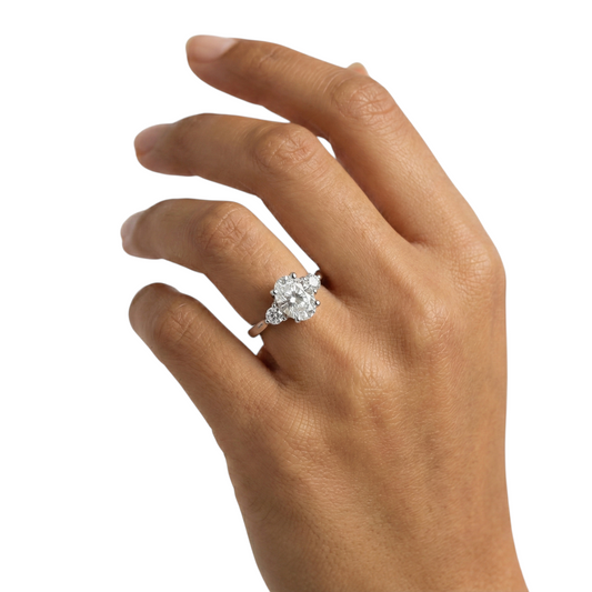 Glitz Ovalia Ring